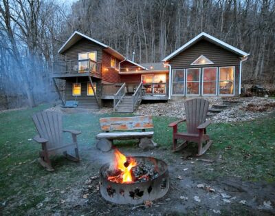 Mississippi River Waterfront Cabin