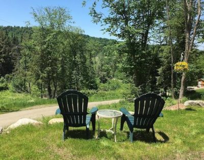 Serene Country Cabin 1 near Stowe, Smuggler’s Notch breweries and hiking trails