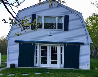 Barn-Style Bliss- 5 Star Home. Surrounded by Acadia!