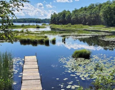 Very Private Cabin on Upper Twin Lake…Great Views…Close to Trails!