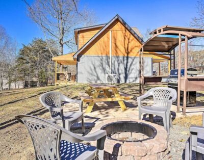 Serene Lakefront Cabin with Deck & Fire Pit!