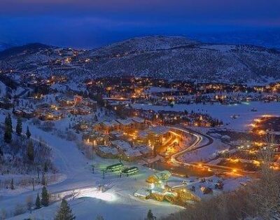 Cozy Cabin/Park City/Wooded mountain area with spectacular views