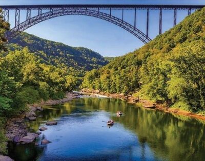 Rustic Cabin minutes from New River Gorge National Park and downtown Oak Hill