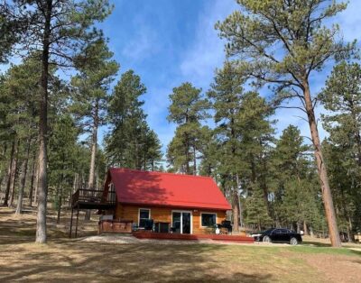 Log Cabin by Nemo Close To Sturgis Rally and Deadwood