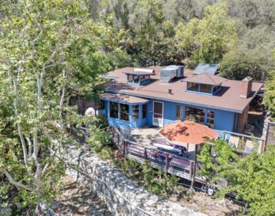 River Frontage ~ Quiet & Secluded Retreat Only Minutes to Sequoia National Park