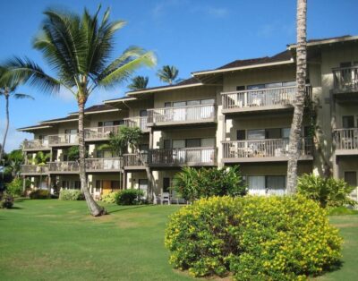 Beautiful Ocean Front Lae Nani Private Resort Condo Rental