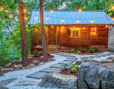 Perched in the Trees, Very Private, Screened in Porch with view