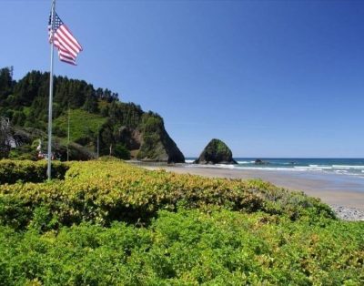 ‘Singing Sands’ at Arch Cape: Private Ocean Front Beach House