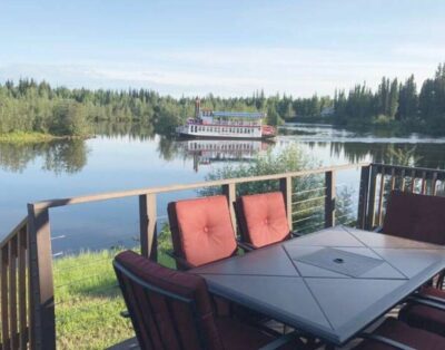 Luxury Home On The Chena River – South Suite