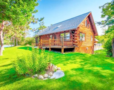 Pristine Log Cabin on 600′ of Lake Shore