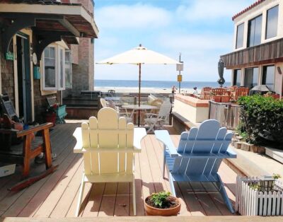 Beach House Charm 2BR ~ 1 DOOR 2 SHORE~ Large Ocean Front Deck+ Pvt upper Patio