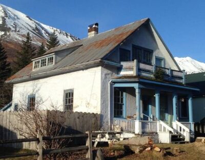 The 1905 Telegraph Office: Historic Charm, views, location Downtown