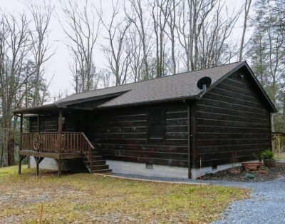 Cabin secluded in the woods – Hot Tub