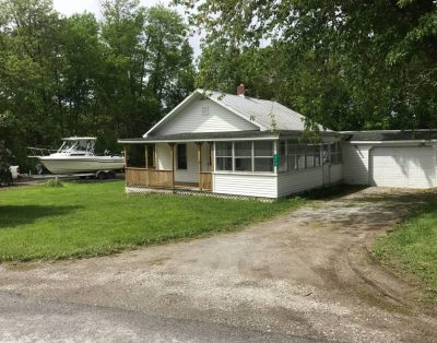 Year Round Lakeview Cottage with Dock on Lake Champlain