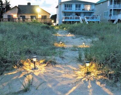 A MINI PARADISE-“THE FRISKY DOLPHIN”PRIVATE BEACH- 3BED, 2BATH