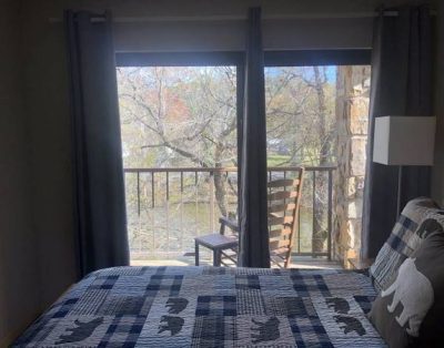 Riverside Condo – minutes from GSMNP