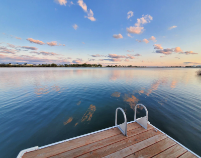 Spacious Lakehouse Getaway