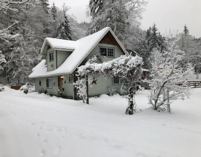 Serene Hobby Farm Cottage Get Away, 10 Minutes From Mount Vernon.