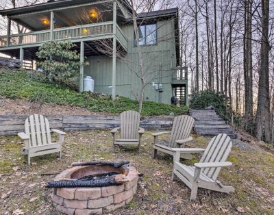 14 Acres, Top of the Mountain, Fire Pit, Secluded but not Isolated!