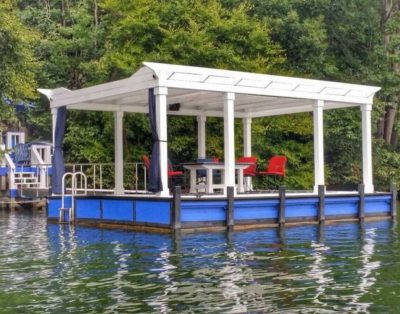 Lakefront: Dock, Hot Tub, Fire Pit & Home Theater