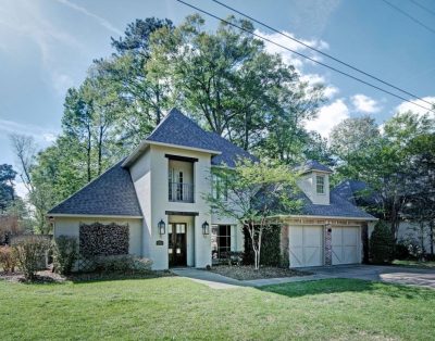 Four Bed Home Getaway with Media Room