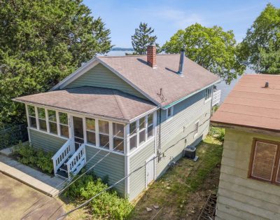 Beautiful Cora Cottage on Fox Lake/Chain O’Lakes with 40 Ft. Private Boat Pier.