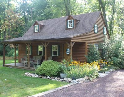 Romantic Cottage, with outdoor hot tub