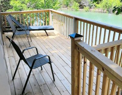 Douglas Lake Front Cabin Retreat