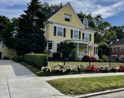 Lovely private Carriage House