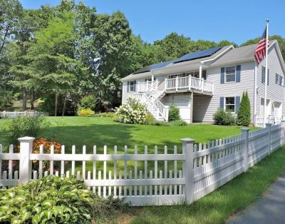 Water front, Private dock, Beautiful serene vacation home