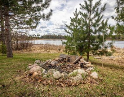 Private Lodge on Private Lake